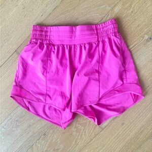 Lululemon 4” Hotty Hot Shorts